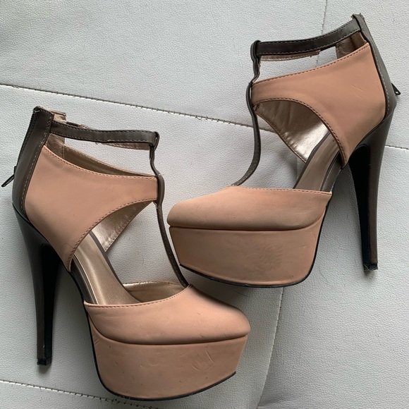 Qupid 5” Stilettos Size 6 - Picture 2 of 7